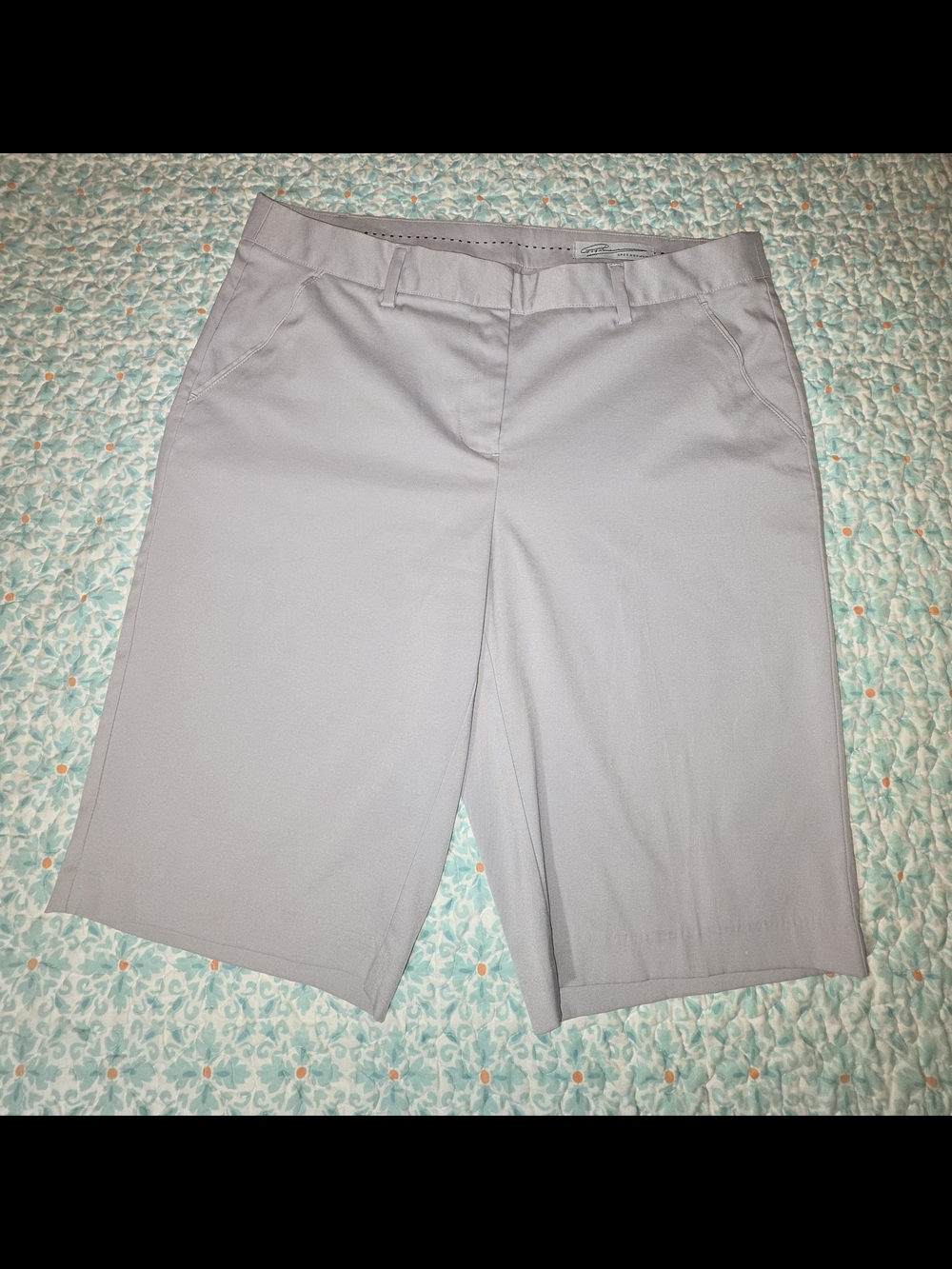 Greg Norman Collection Gray Bermuda Shorts